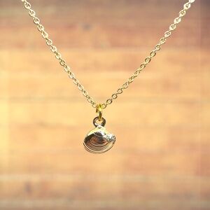 Indio Jewelry New Tiny Gold Plated Puffy Sea Shell Gold Pendant Necklace #211